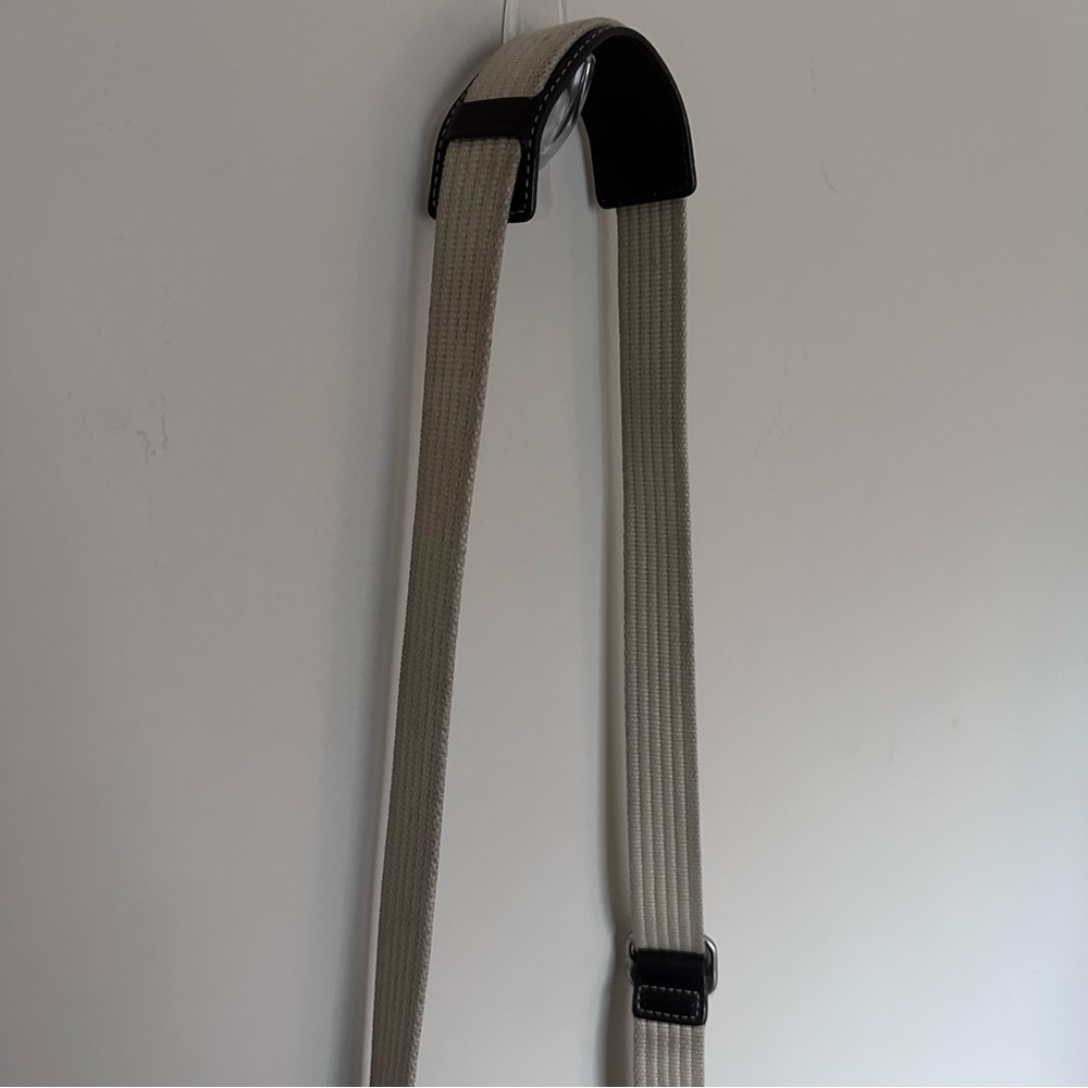 Coach Brown Signature Crossbody with Beige Strap - Picture 8 of 10